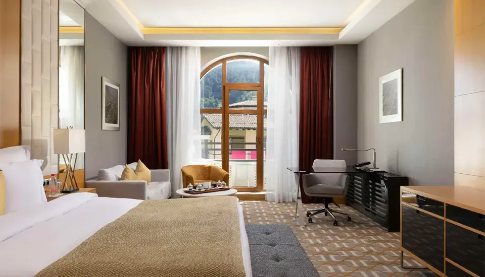 هتل رکسوس کراسنایا پولیانا سوچی